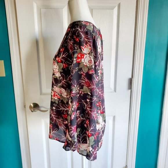 Loft Petite Women's Top Medium Black - Picture 11 of 16